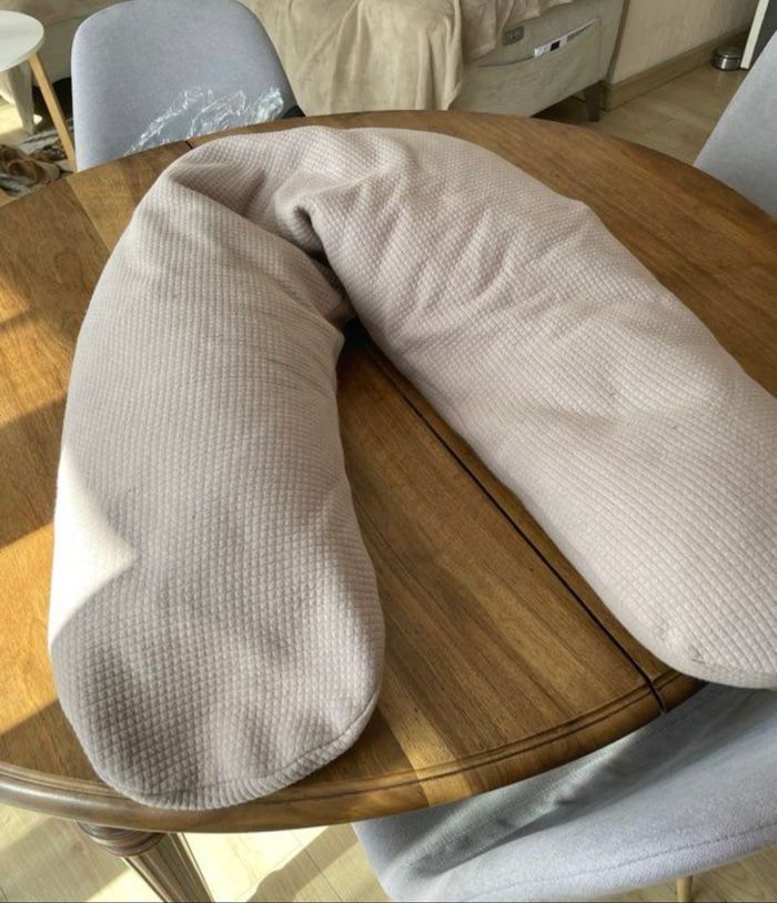 Coussin allaitement red castle