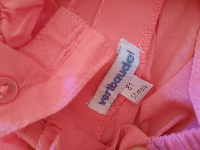 Ensemble été short gris +débardeur rose brodé +bandeau assorti Vertbaudet 18 mois - photo numéro 2
