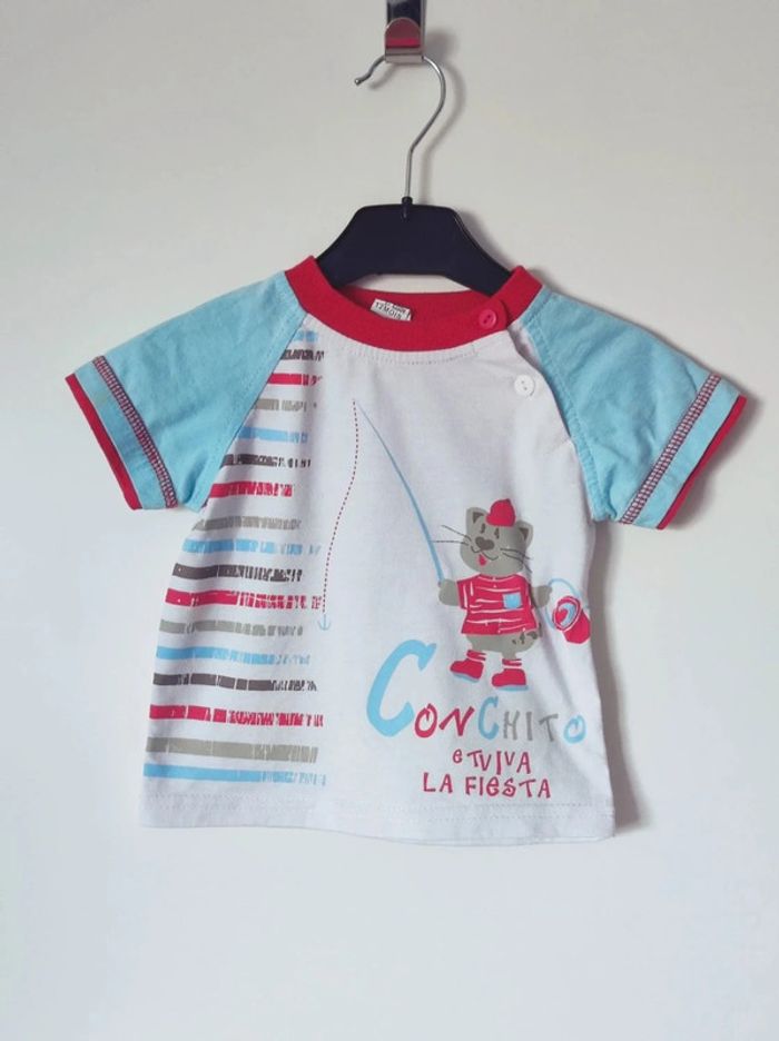 Tee-shirt bleu ciel blanc rouge chat / Tom & Kiddy - 12 mois