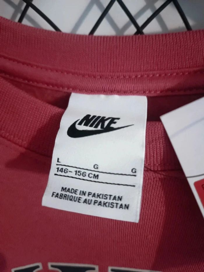 Sweat Nike rétro neuf avec étiquette taille L junior 146-156cm - photo numéro 3