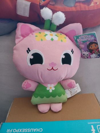 Peluche kitty fairy de Gabby dollhouse