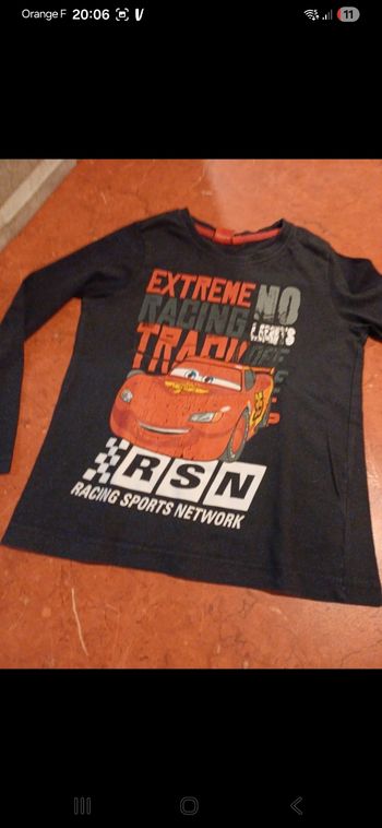 T.shirt garçon taille 4 ans