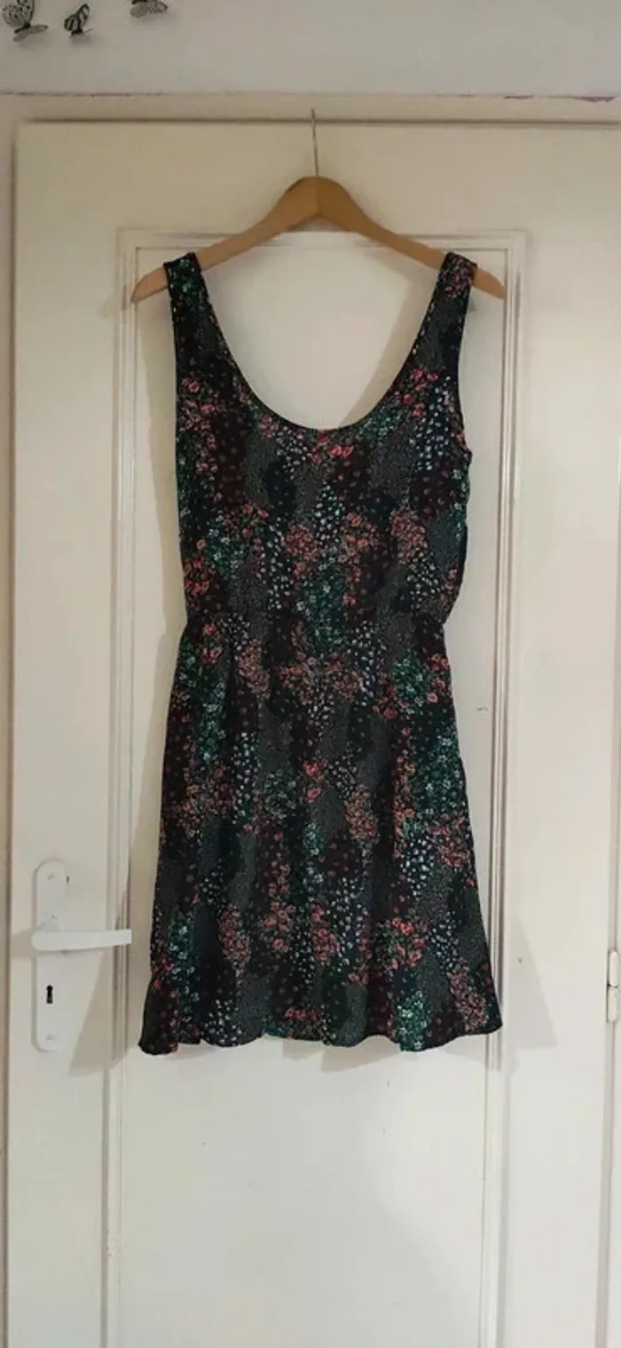 robe dos nu - photo numéro 3