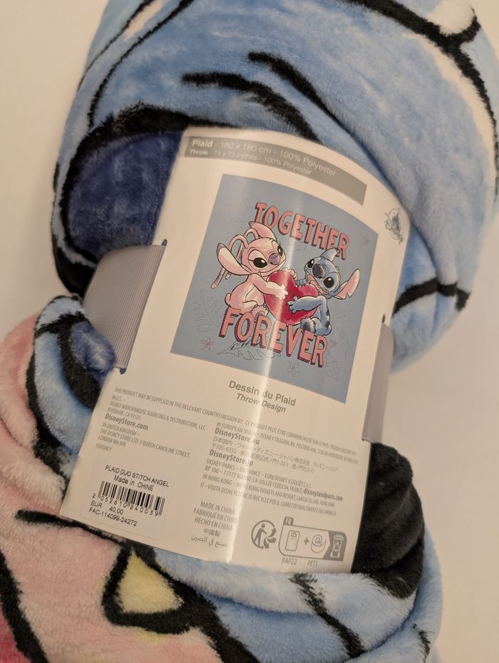 🩵 Plaid Disney Stitch & Angel "Together Forever"  Neuf 🩷 - photo numéro 2