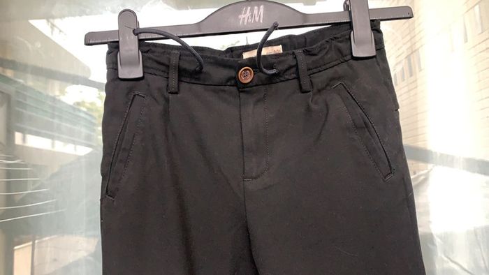 Très beau pantalon garçon (taille 9/10 ans) - photo numéro 4