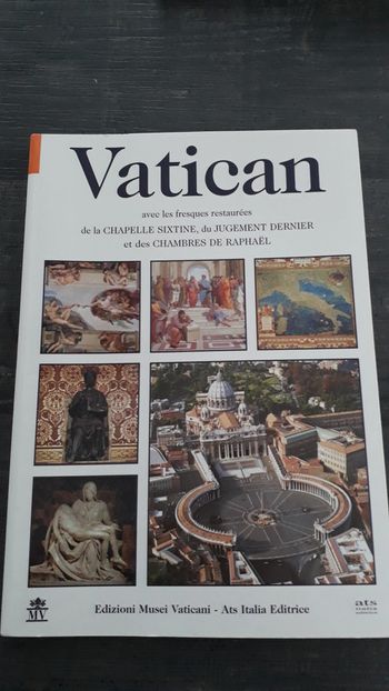 Livre Vatican - comme neuf