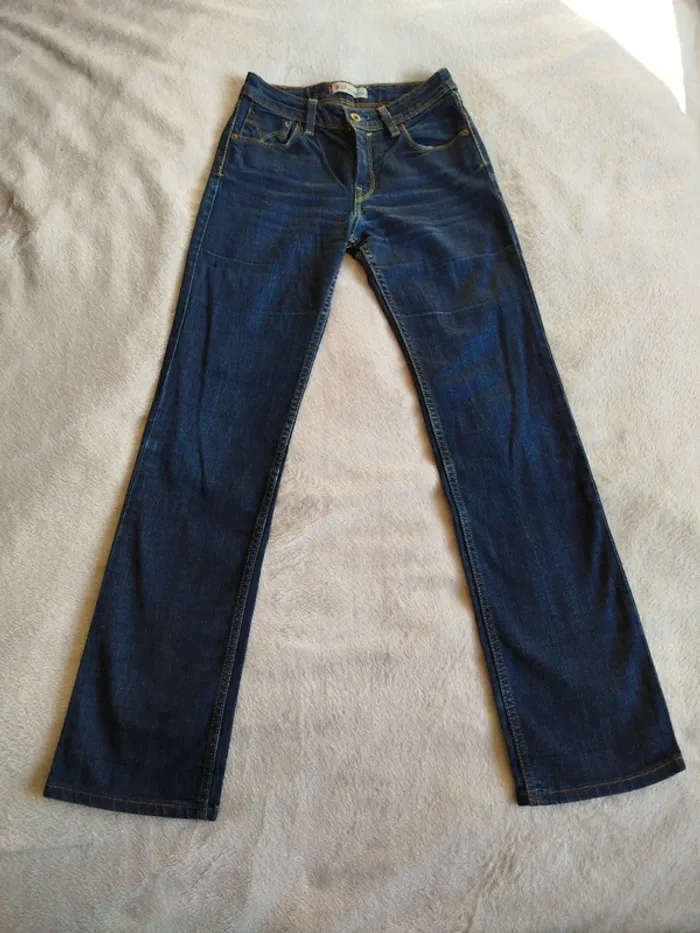 Jean femme Levi's 627 taille W26 L32 - photo numéro 2