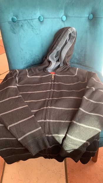 Veste gilet doublée zip capuche 10 ans