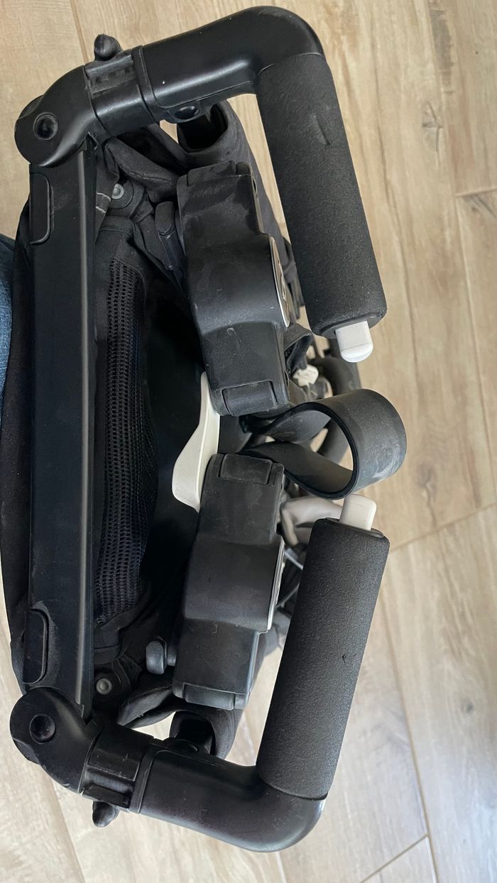 Vends poussette canne - photo numéro 7