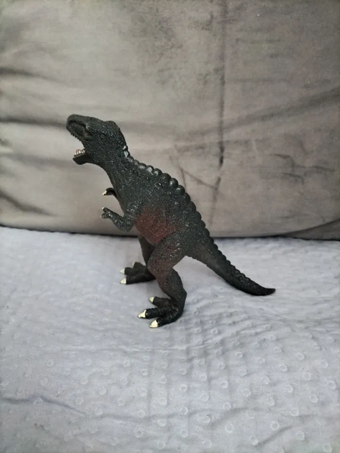 Figurine dinosaure 2006 - photo numéro 2