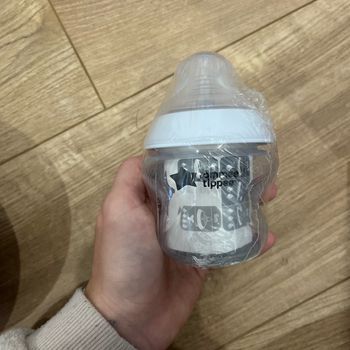 Biberon tommee yippee