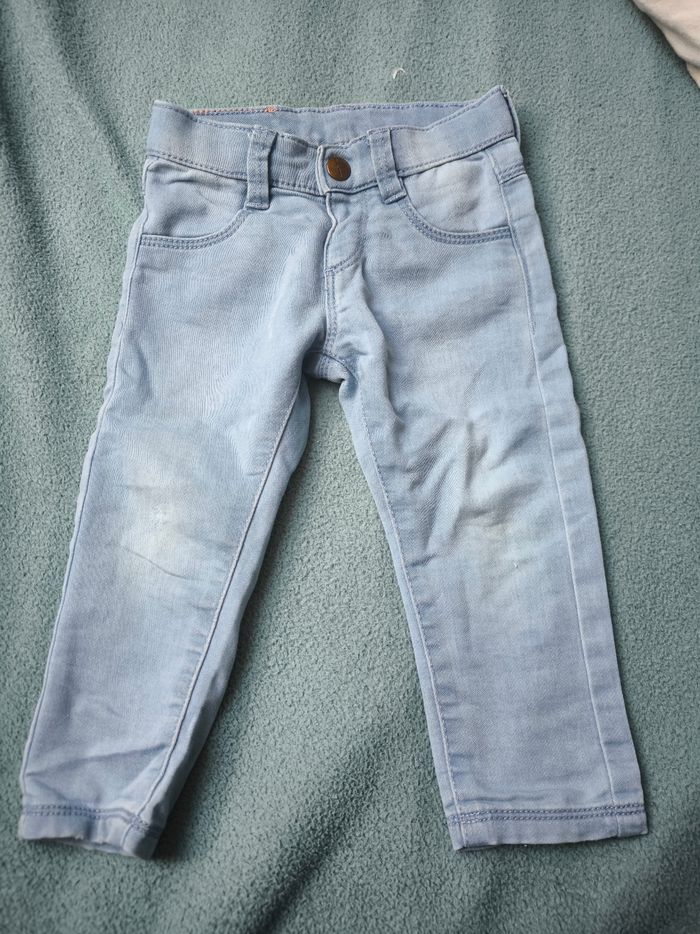 Lot de 3 jeans fille 18 mois - photo numéro 6