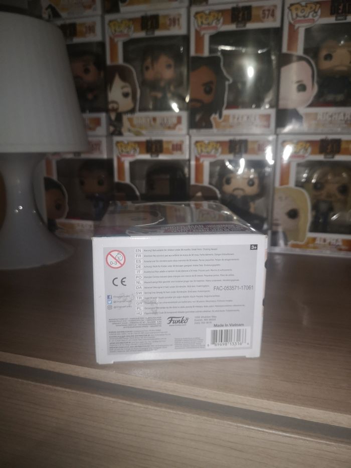 Funko pop Marvel Spider-man Homecoming 223 Spider-man Homemade Suit - photo numéro 6
