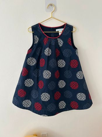 Jolie robe très classe Obaïbi taille 18 mois en parfait état