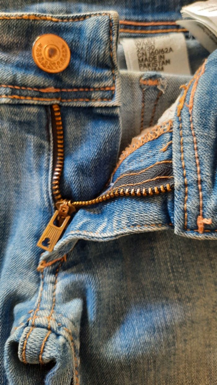 Jean bleu clair H&M Taille 32 - photo numéro 6