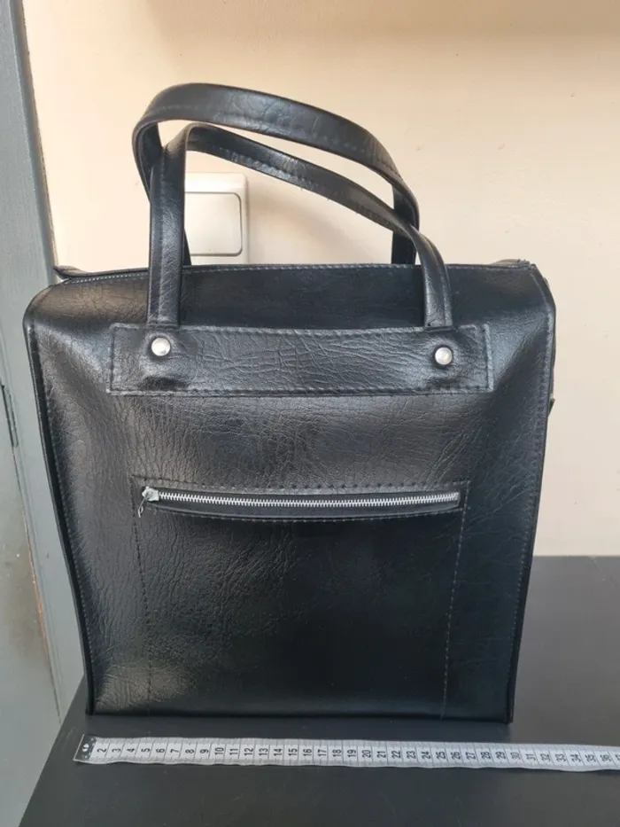 Grand sac vintage ancien noir en cuir - photo numéro 4