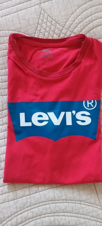 Tee shirt levis