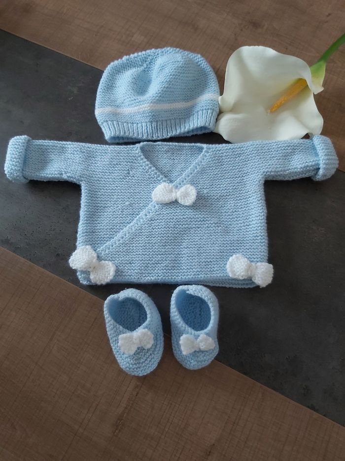 Layette bébé tricotée main - photo numéro 5