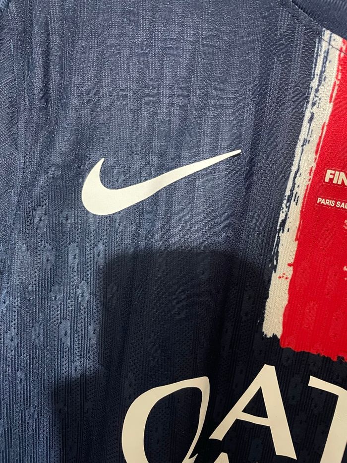 Maillot de foot psg - photo numéro 3