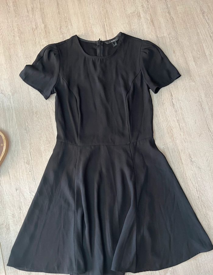 Robe noire patineuse femme Blanco