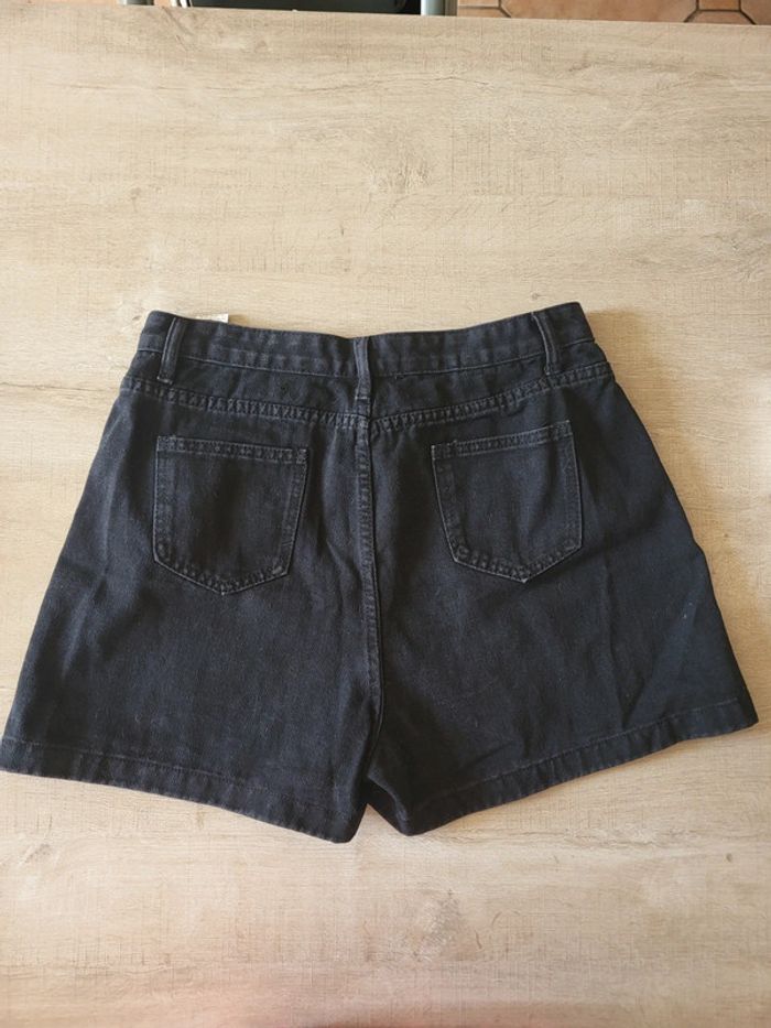 Short shein taille L - photo numéro 3