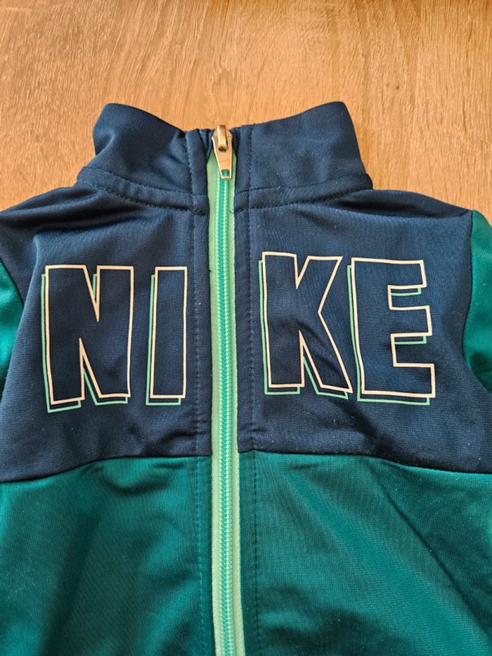 Ensemble jogging 12M - photo numéro 2