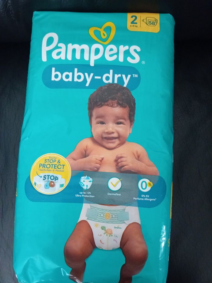 Couche pampers taille 2