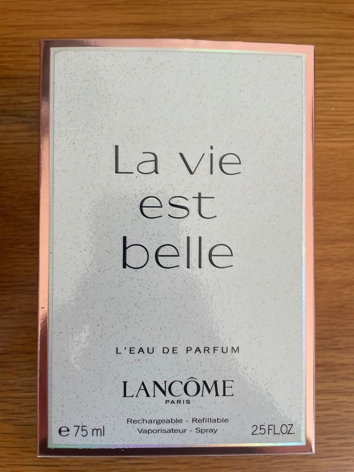 Parfum La vie est belle - photo numéro 2