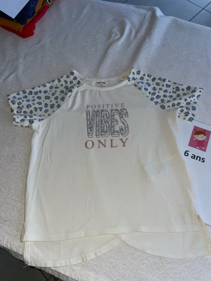 Tee shirt Kiabi 6 ans - photo numéro 2