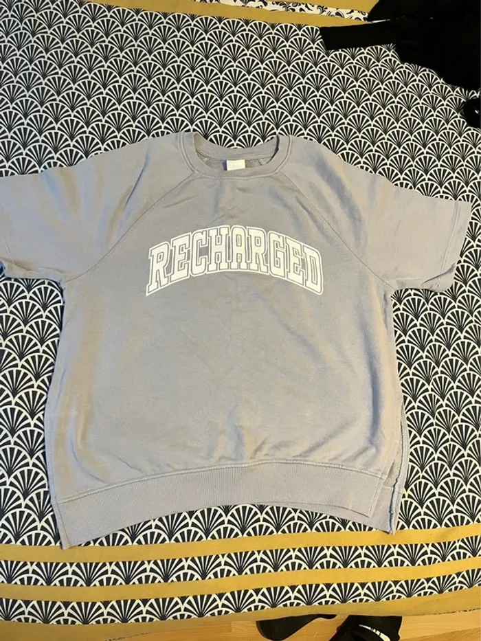 tee shirt violet