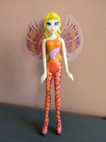 poupée winx kinder