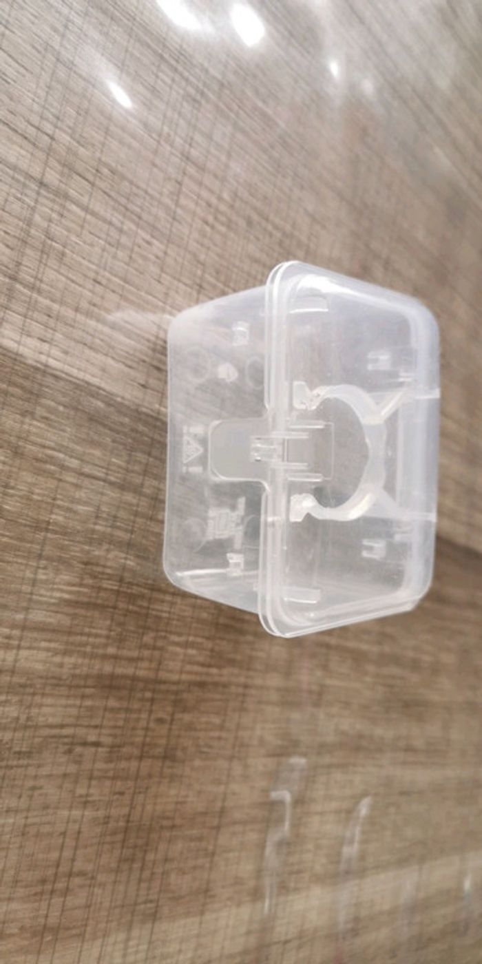 Boîte de stérilisation de tétine mam