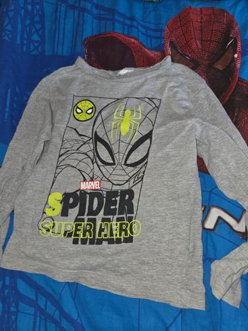 Tshirt spiderman  5 ans