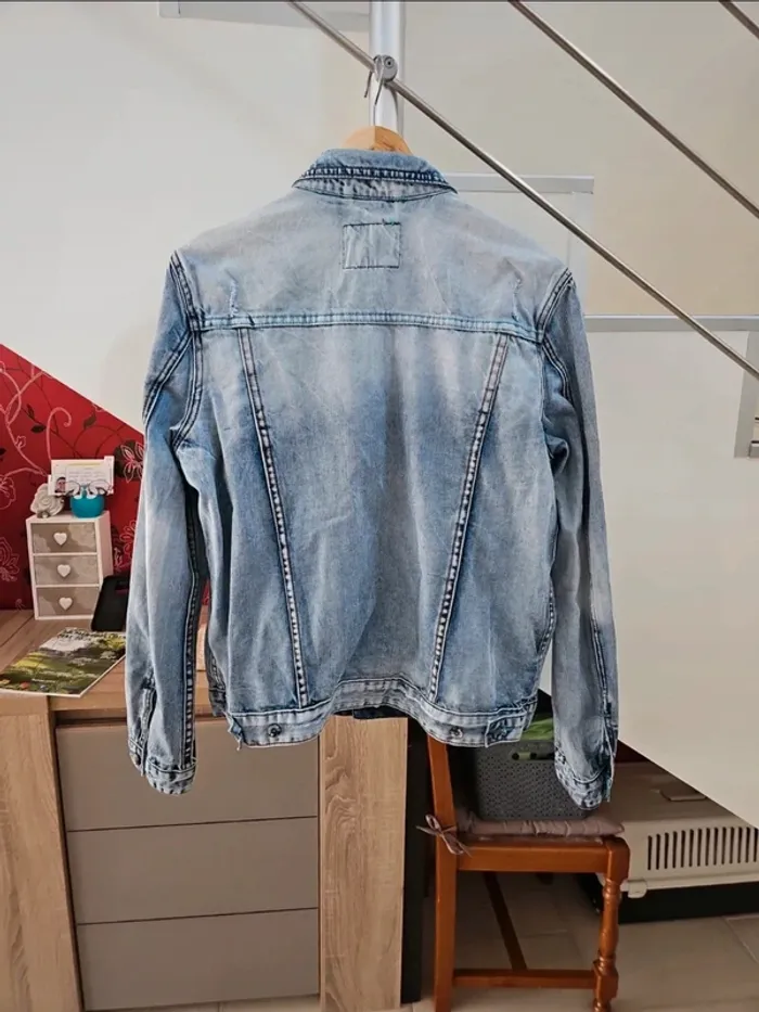 Veste en jean effet usé - photo numéro 5