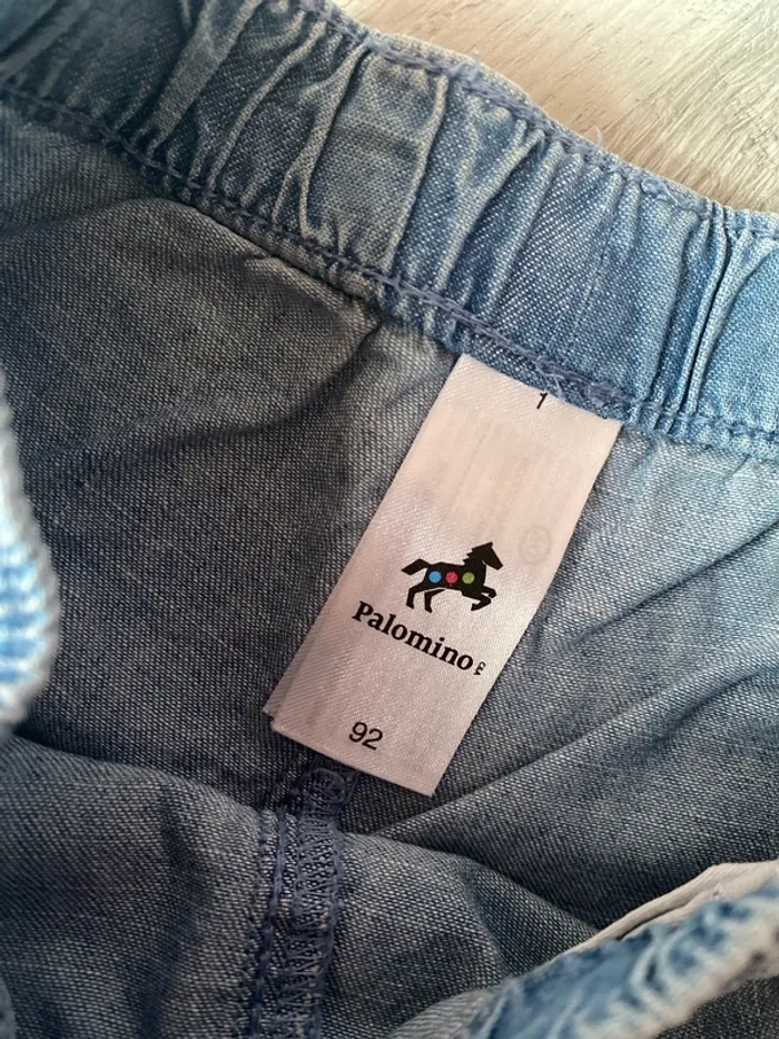 Short et teeshirt - photo numéro 2