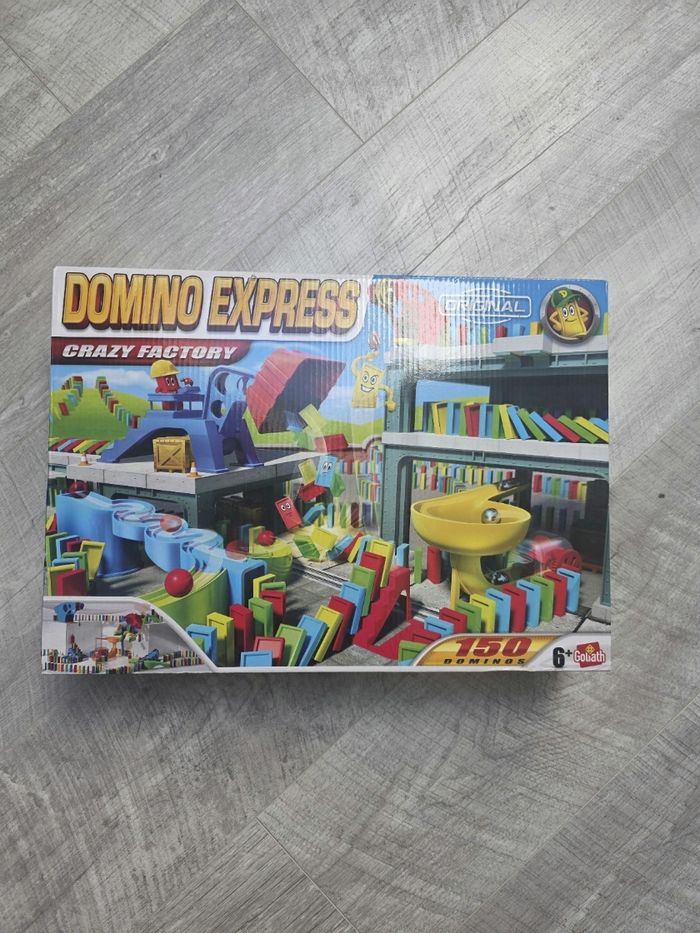 Domino Express Goliath
