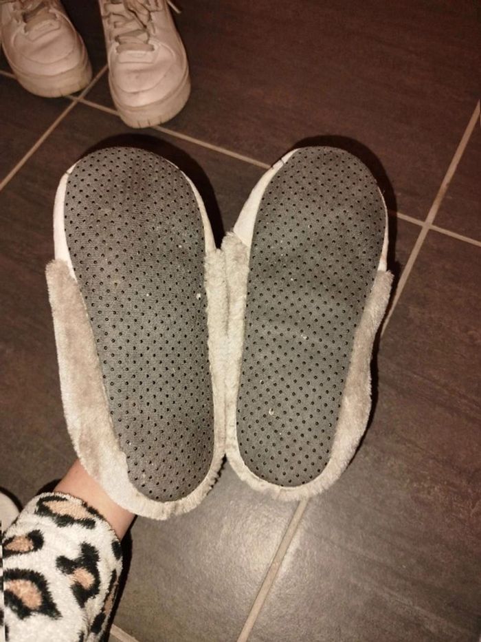 Pantoufles taille 38 très bonne état - photo numéro 4