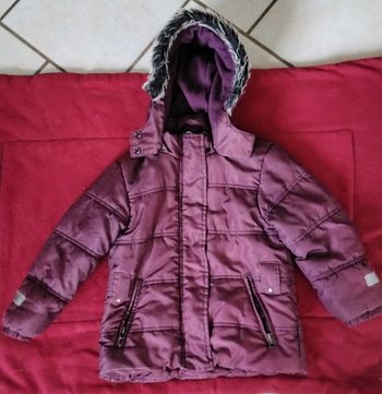 Blouson  à  capuche  amovible  ,violet,  fermeture  et  pressions  ,Lupilu  ,110cm
