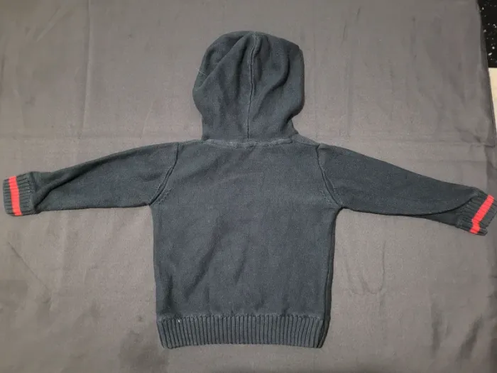 3 hauts et sweats à capuches - photo numéro 2