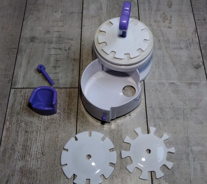 Appareil pour vernir les ongles