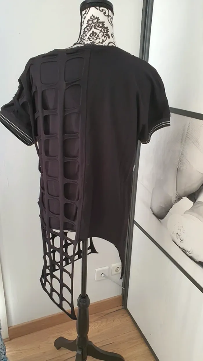 Blouse asymétrique Queen - photo numéro 4