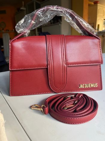 Sac à main  Jacquemus rouge avec bandoulière – très bon état