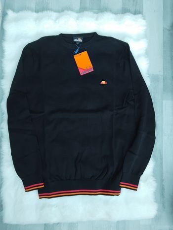 Pull homme Ellesse, neuf avec étiquettes, taille M/48
