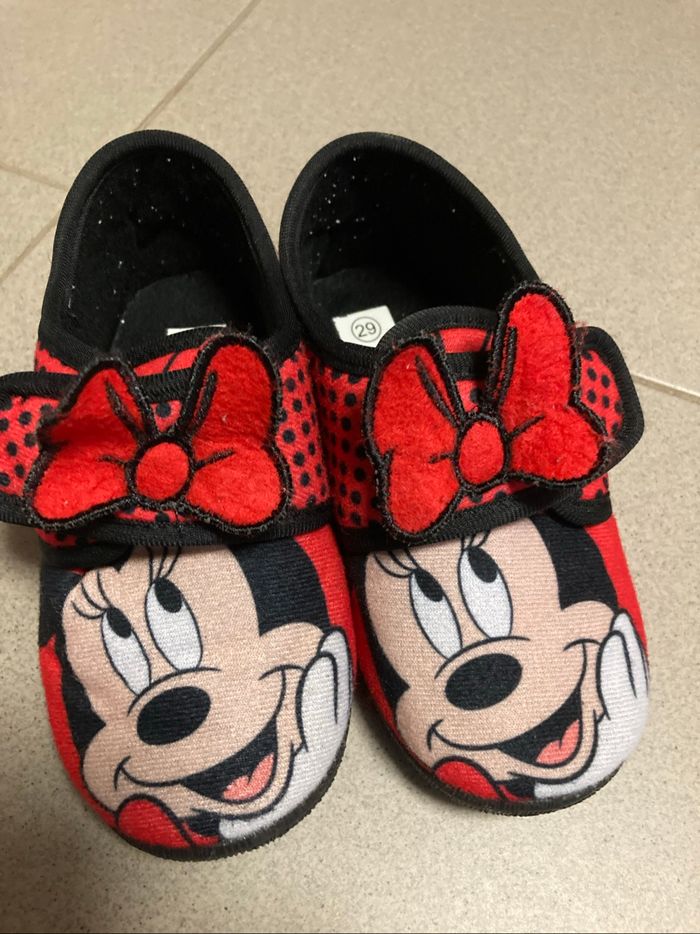 Chausson Minnie taille 29