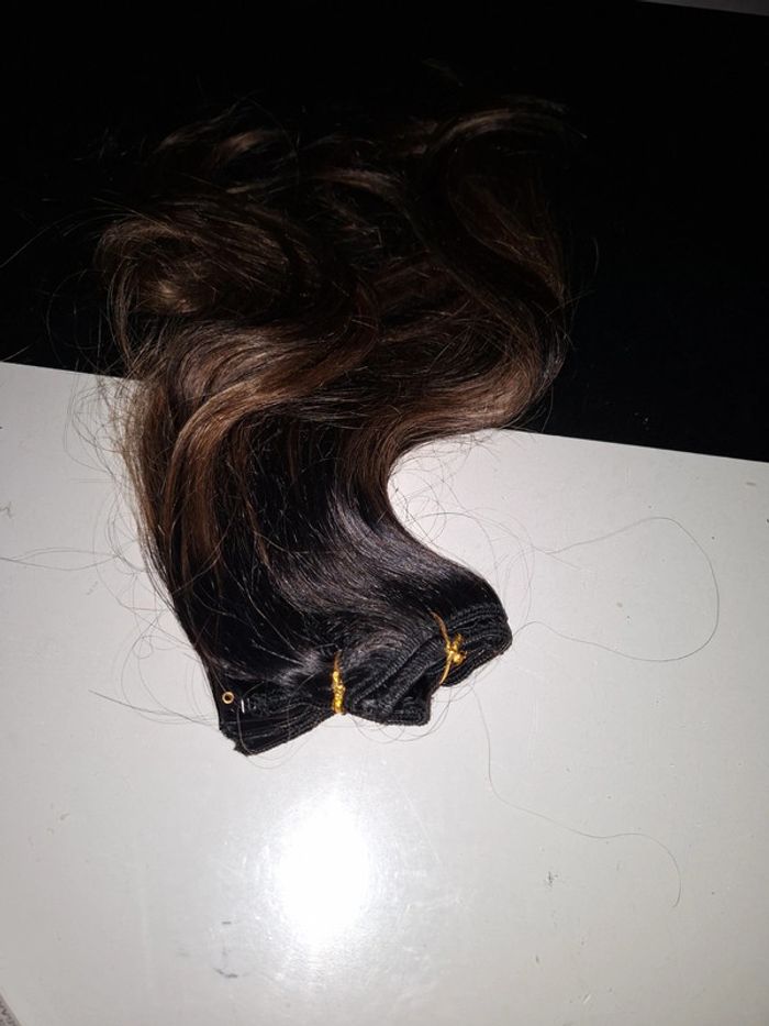 Extension de Cheveux a clips 30cm noir avec balayage - photo numéro 5