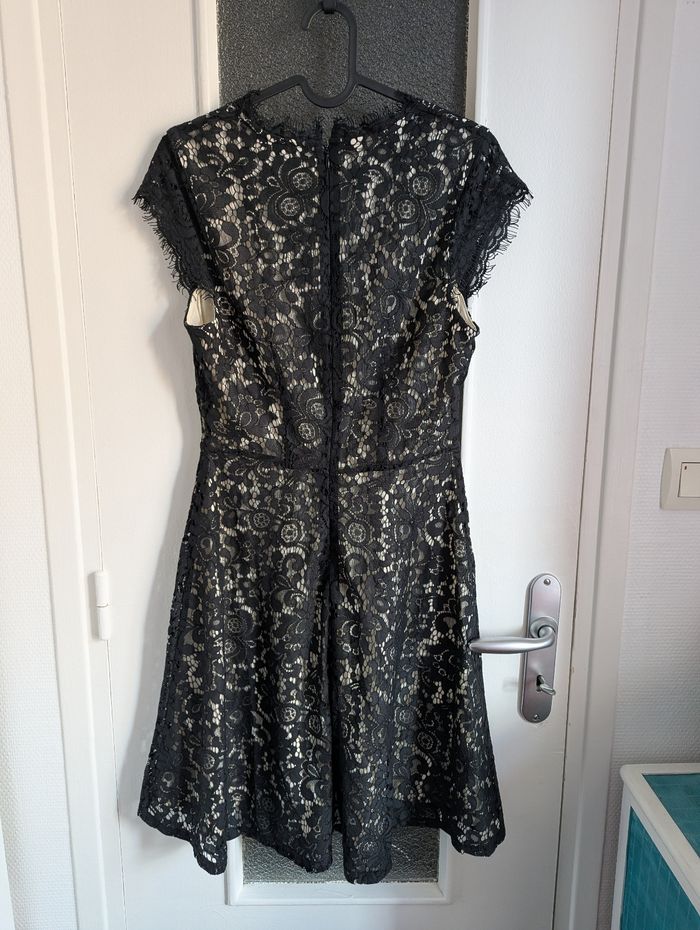 Robe h et m noir et beige dentelle taille s 36 - photo numéro 3
