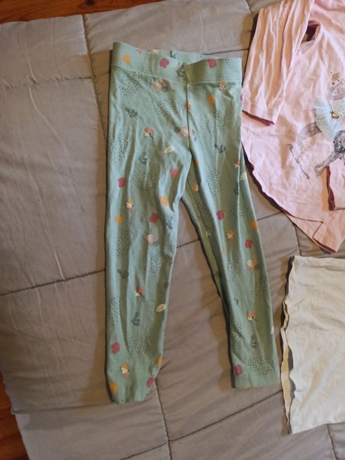 Lot vêtements taille 3 ans - photo numéro 2