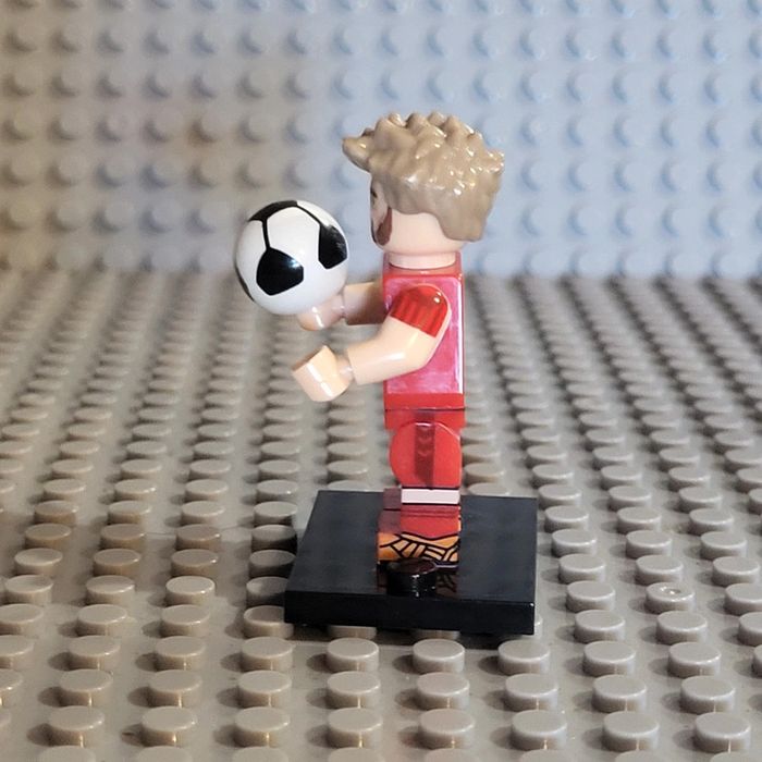 Minifigure / Figurine  - Joueur de Football - Christian Eriksen - photo numéro 2