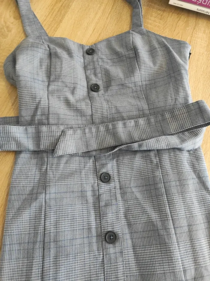 Robe femme cache cache - photo numéro 2