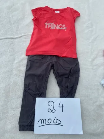Ensemble 24 mois filles pantalon fin et tee-shirt été